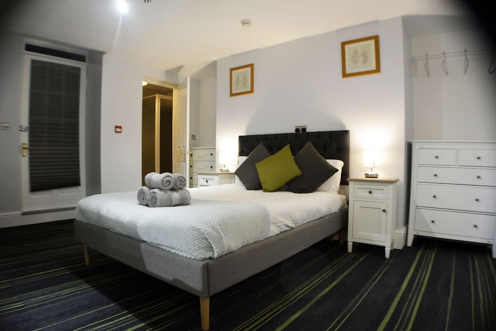 Queens Guesthouse Manchester 1