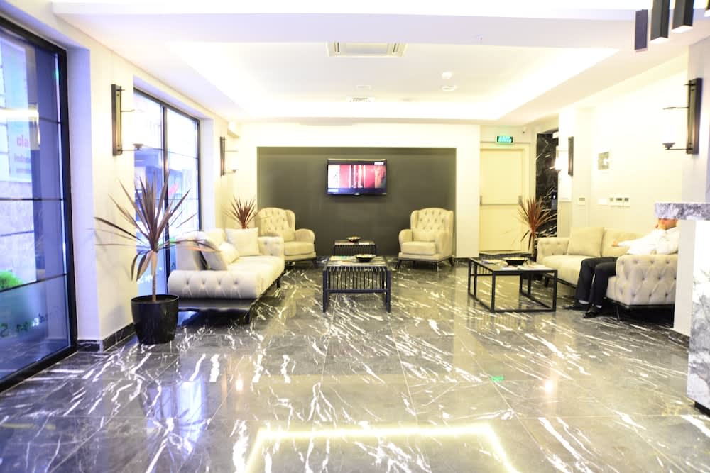 Gardenya Suite Hotel 2