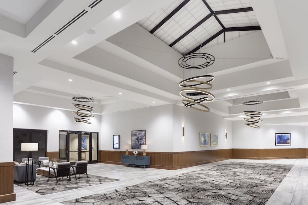 Crowne Plaza LANSING by IHG 2