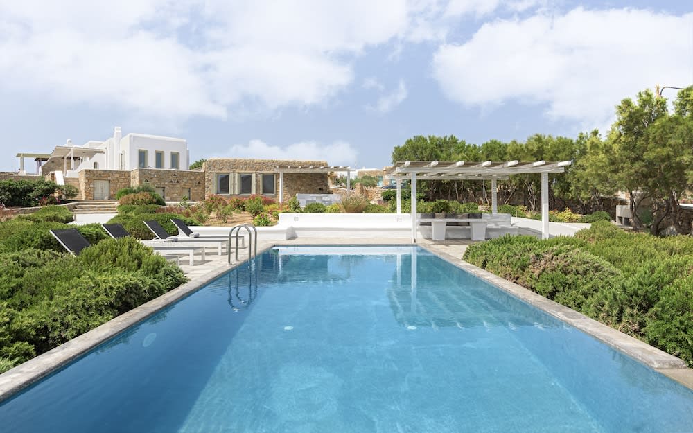 Mykonos Unique Villas by 2Doors 1
