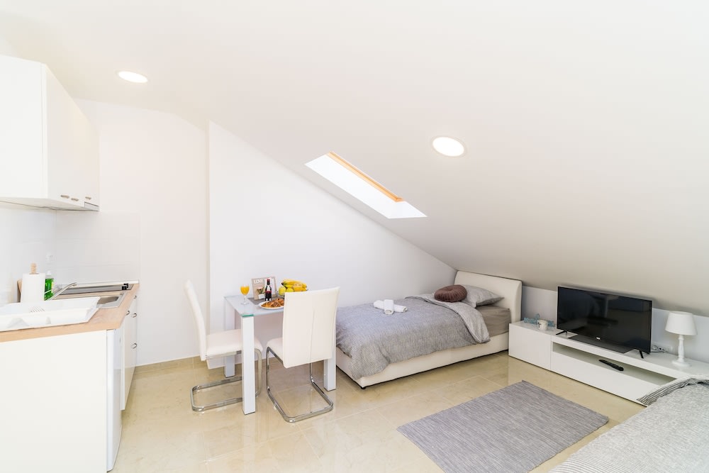 Apartments Šmanjak 2