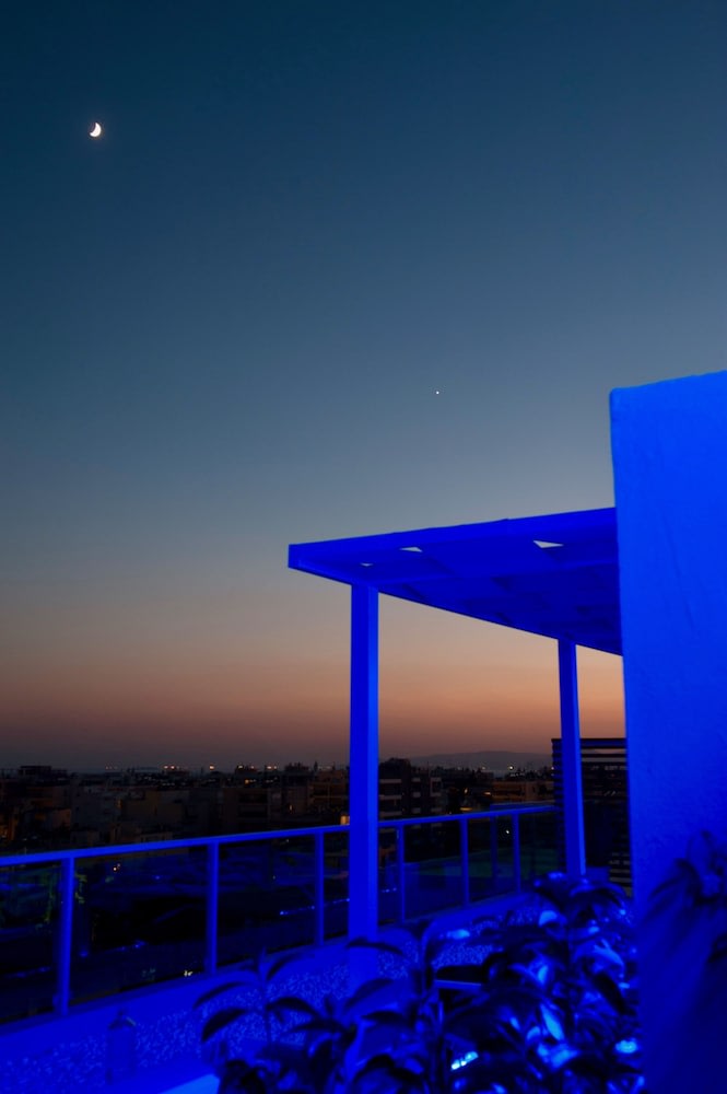 Scale Suites 1
