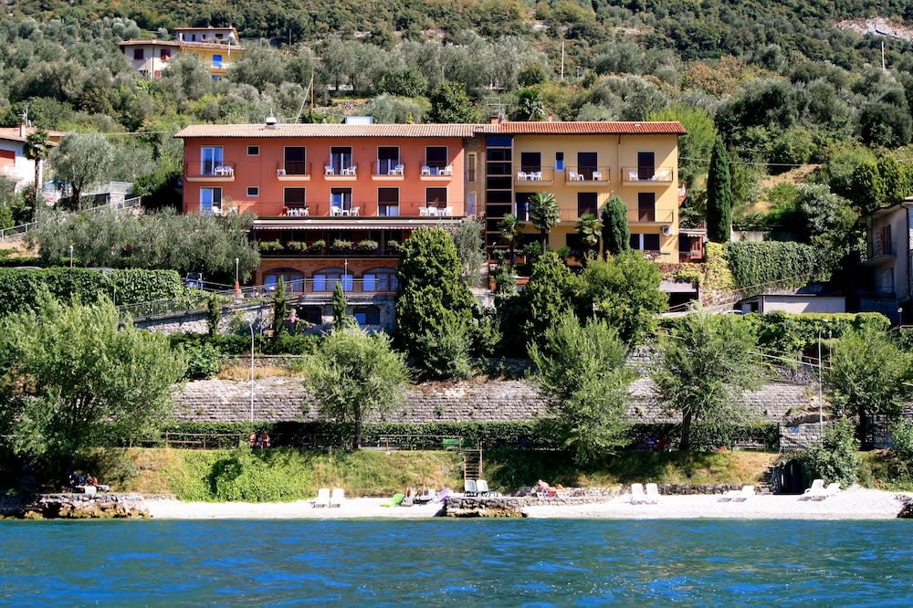 Hotel Villa Carmen 1