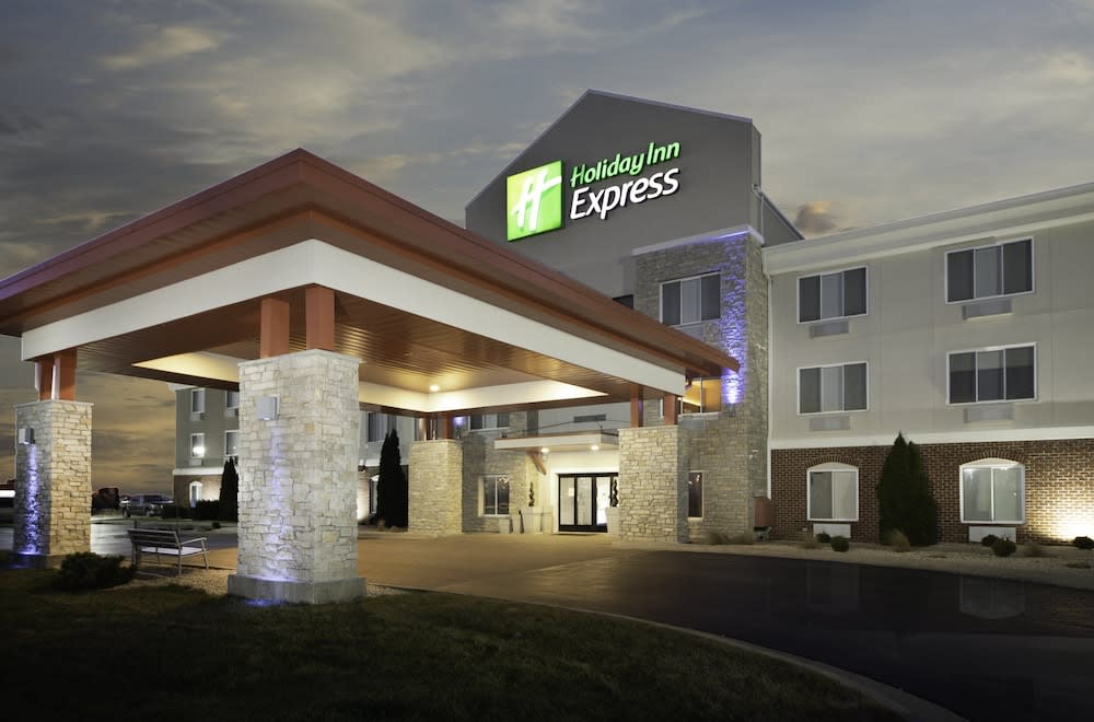 Holiday Inn Express ROCHELLE by IHG 1