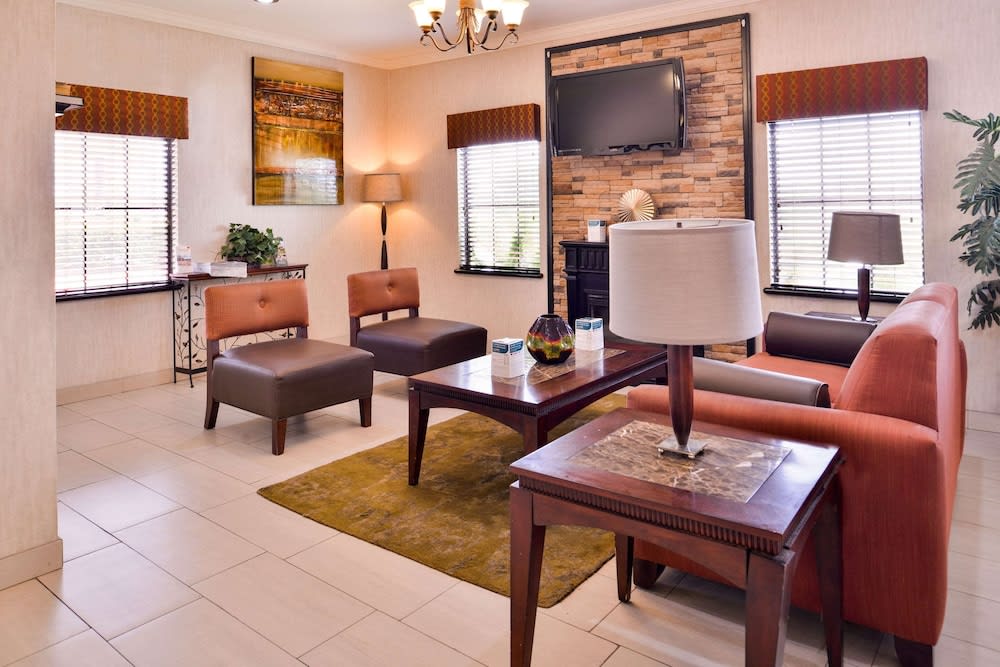 Quality Inn & Suites Beaumont 2