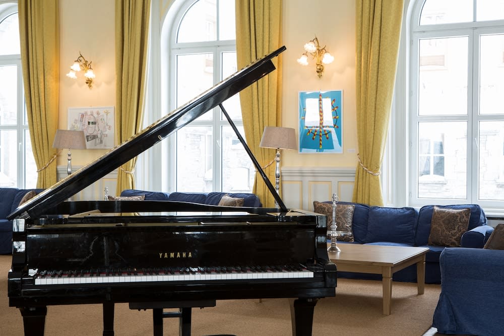 Maloja Palace Apartments 3