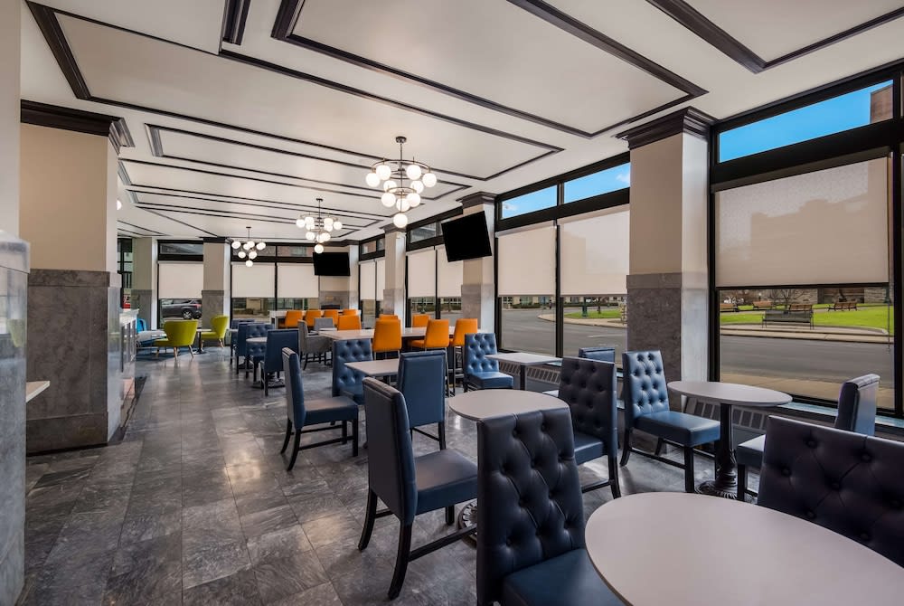 Best Western Syracuse Downtown Hotel and Suites 1