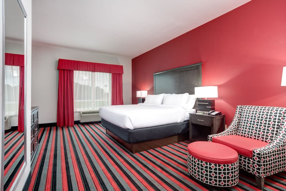 Holiday Inn & Suites LAFAYETTE NORTH by IHG 2