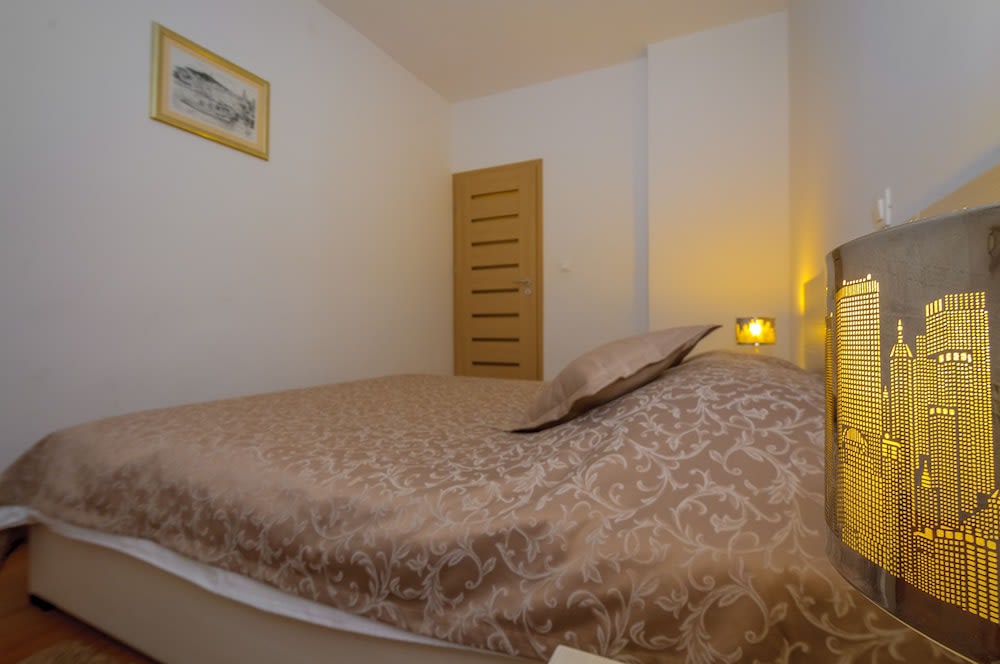 Apartments Žuvela 2