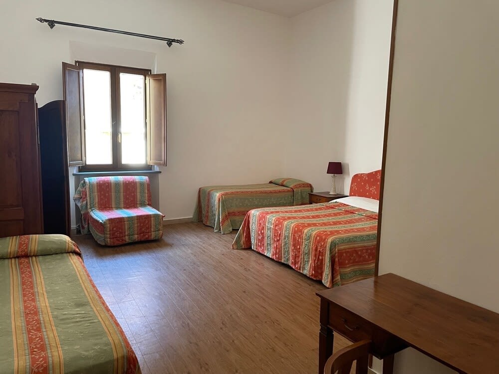 Hotel Caffè Verdi - 24 hours Reception 5