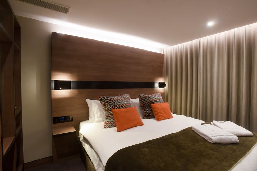 Merit Kensington Hotel 4