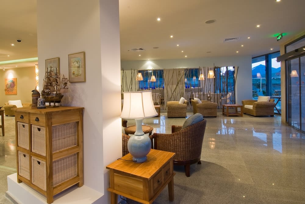 South Pearl 1