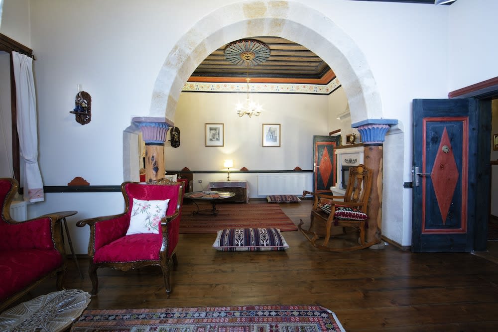 Kadievi 2