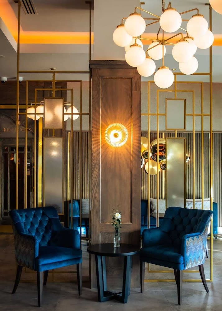 The Parkview Hotel 5