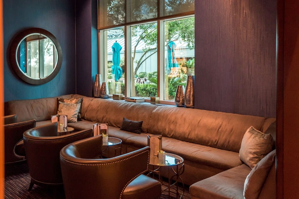 Jet Luxury at The Signature Condo Hotel 3