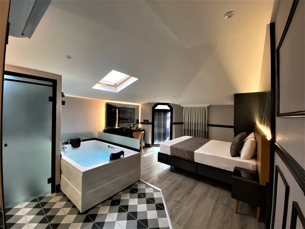 Confores Hotel 1