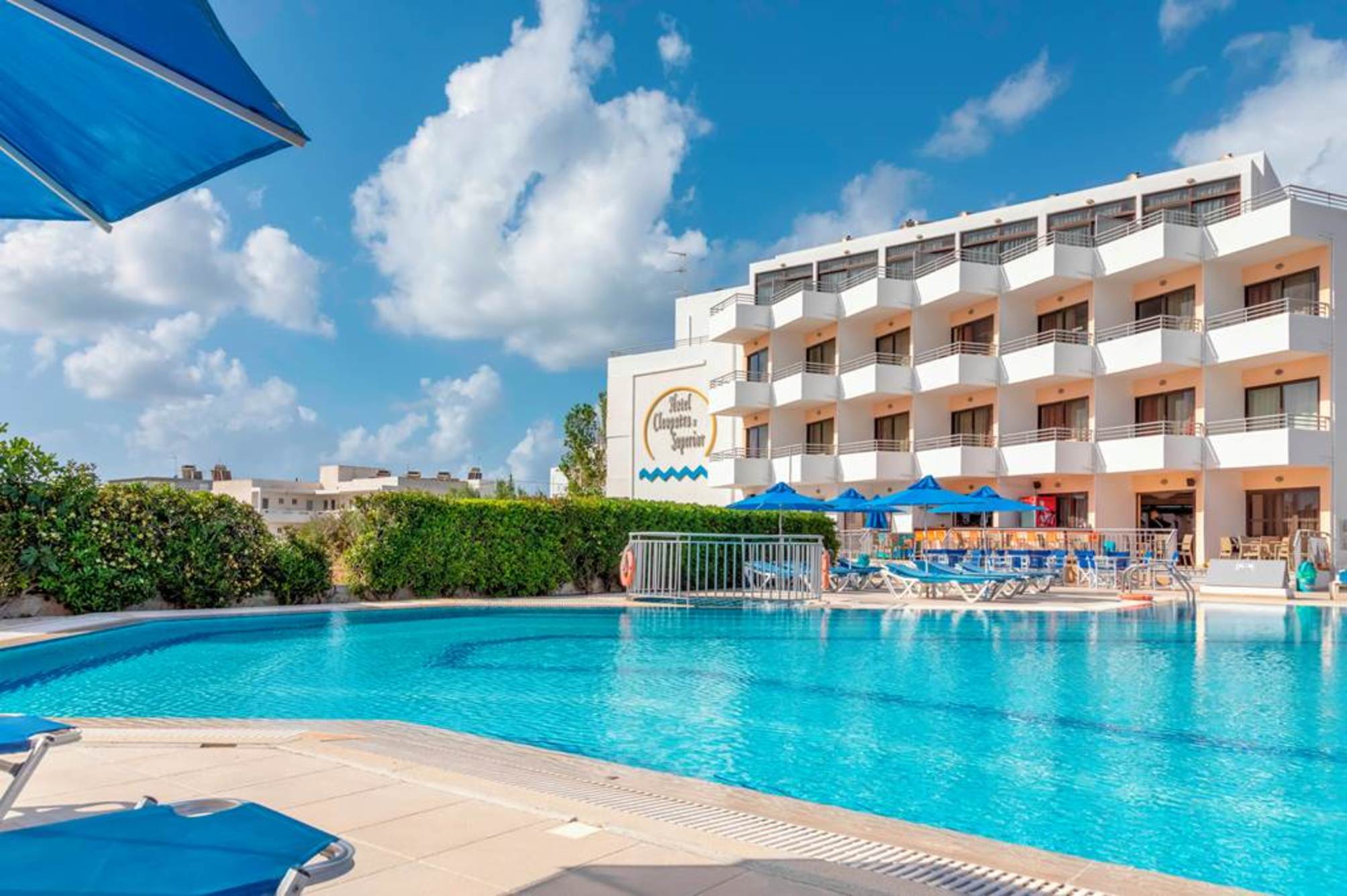 Cleopatra Superior 1