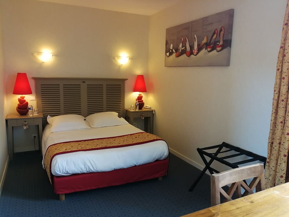 Logis Auberge de Carolles 2