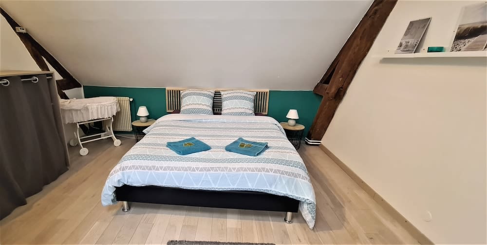 Cottage Atypique 2