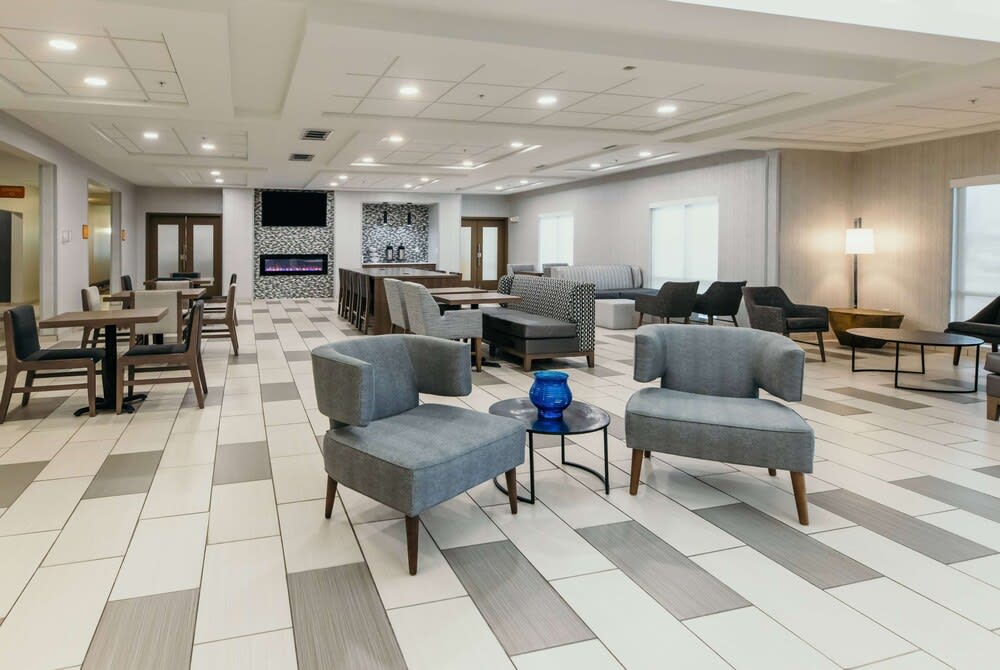 La Quinta Inn & Suites by Wyndham Ankeny IA - Des Moines IA 3