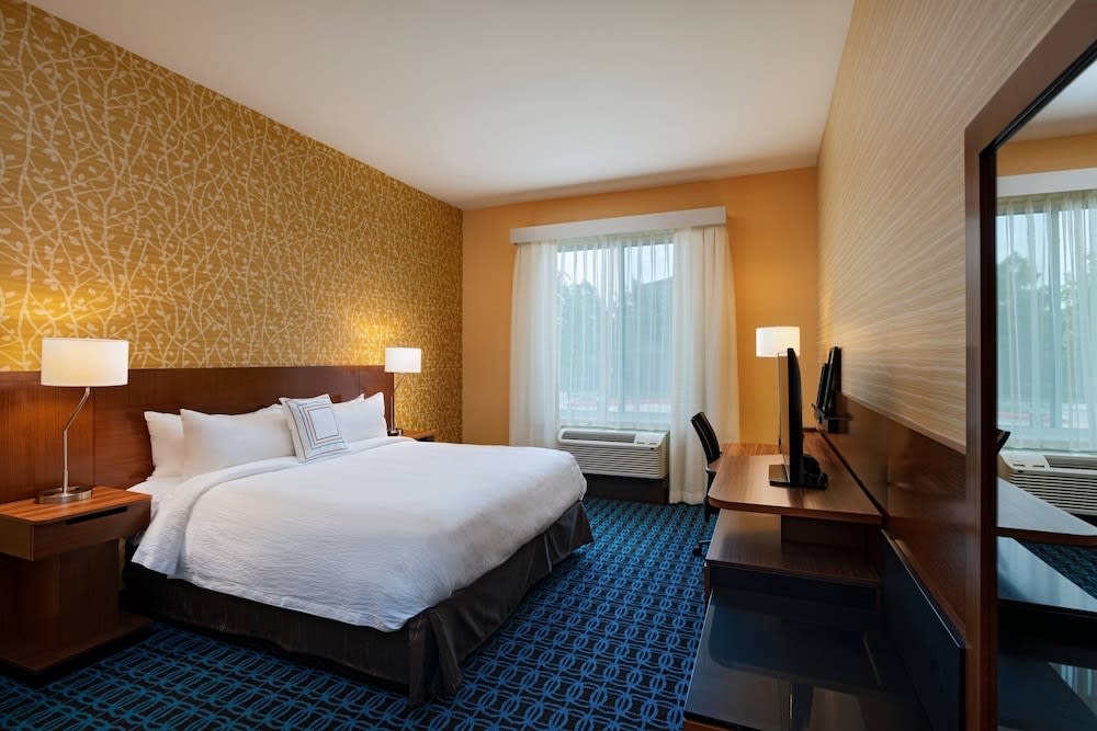 Fairfield Inn & Suites by Marriott Houston Richmond 4