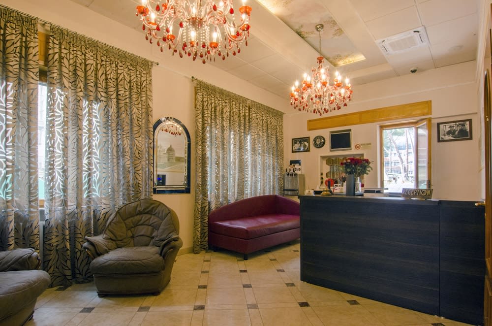 Hotel Maria 2
