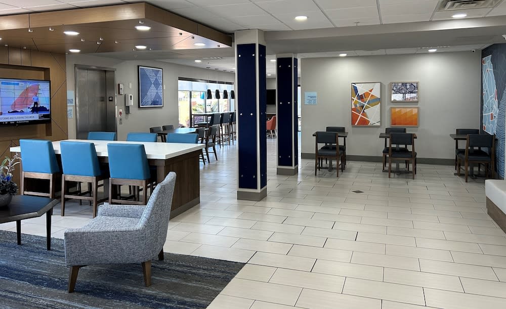 Holiday Inn Express Savannah South I-95 - Richmond by IHG 4