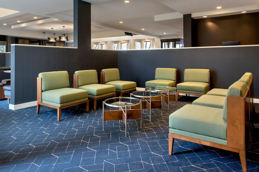 Courtyard By Marriott Baltimore Hunt Valley 2