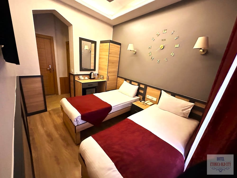 Ethnica Hotel Old City 2