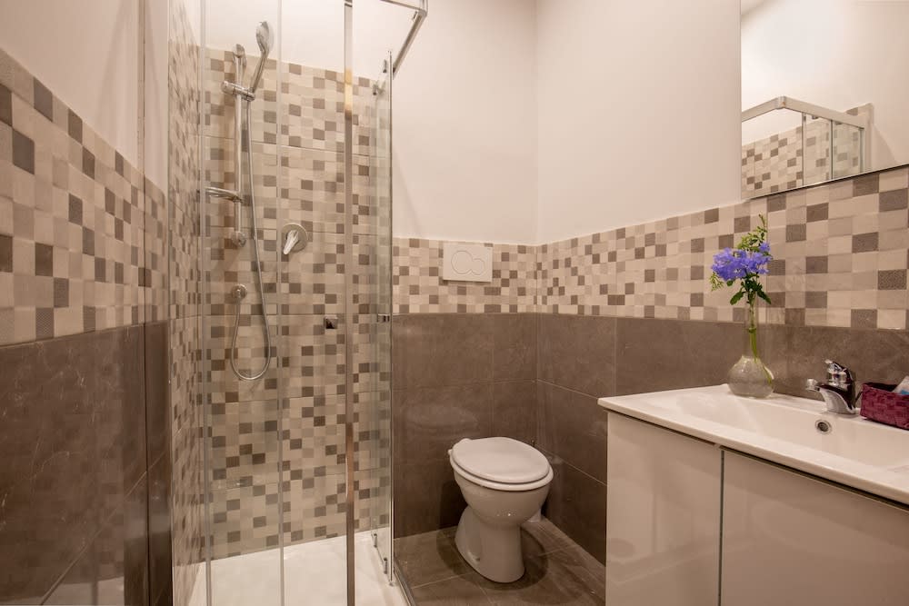 The Shell Rome Suite 3