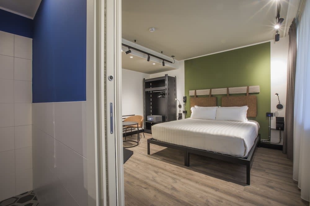 Mercure Roma Cinecittà 4