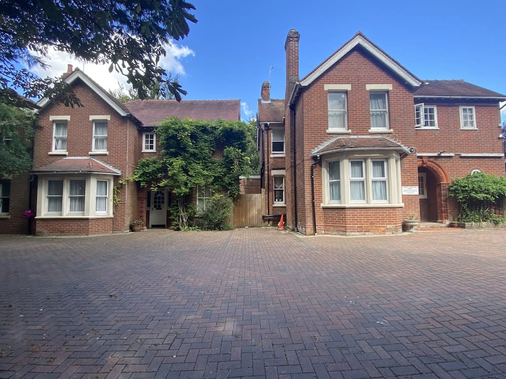 Pickwicks Guest House 1