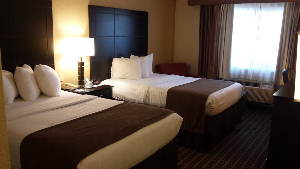 Quality Inn & Suites Morgantown - University Area 2