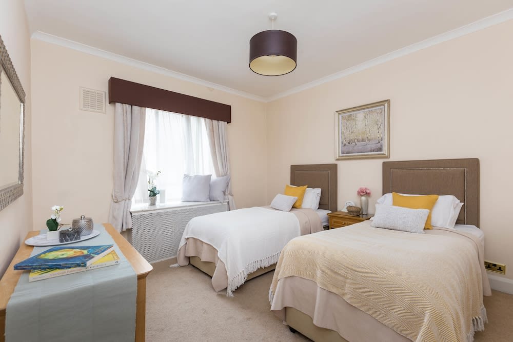 Park Lane Apartments/Shaw House 1