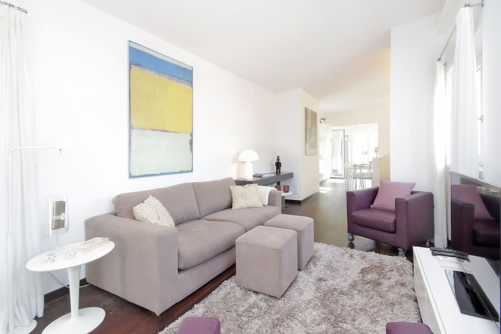 Crispi Luxury Apartments - My Extra Home 1