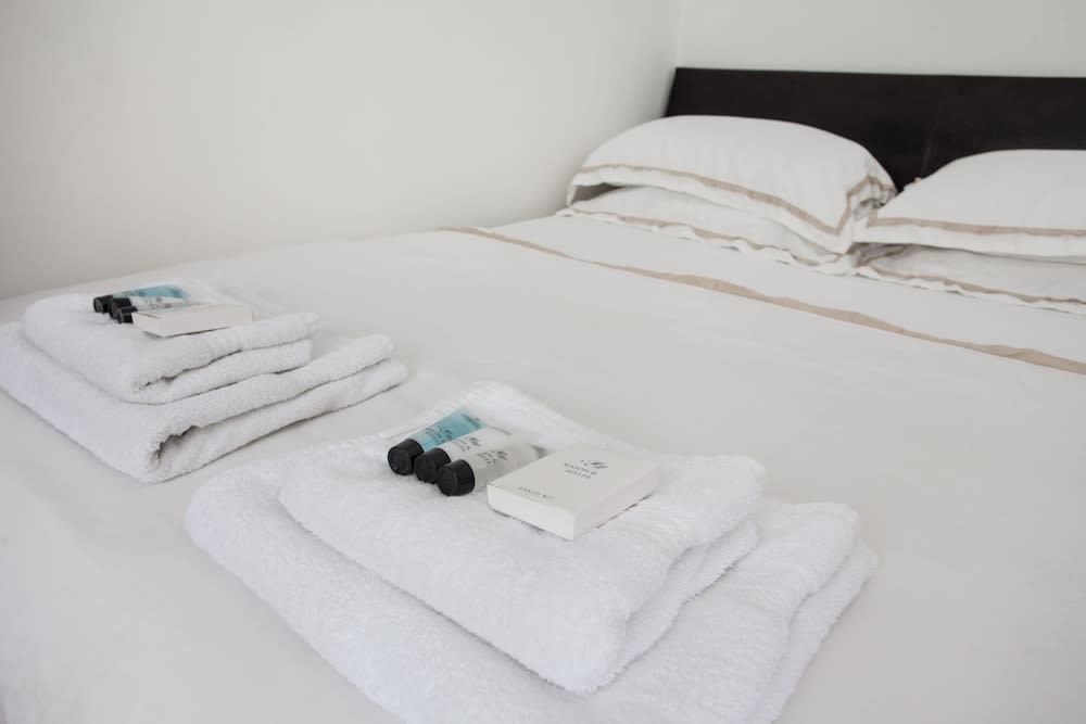 Basic Apartment for Two Amazing Location 2