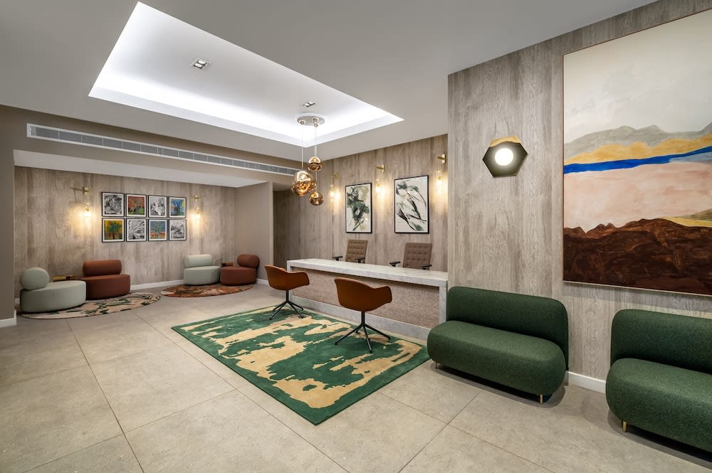 The Lincoln Suites 2