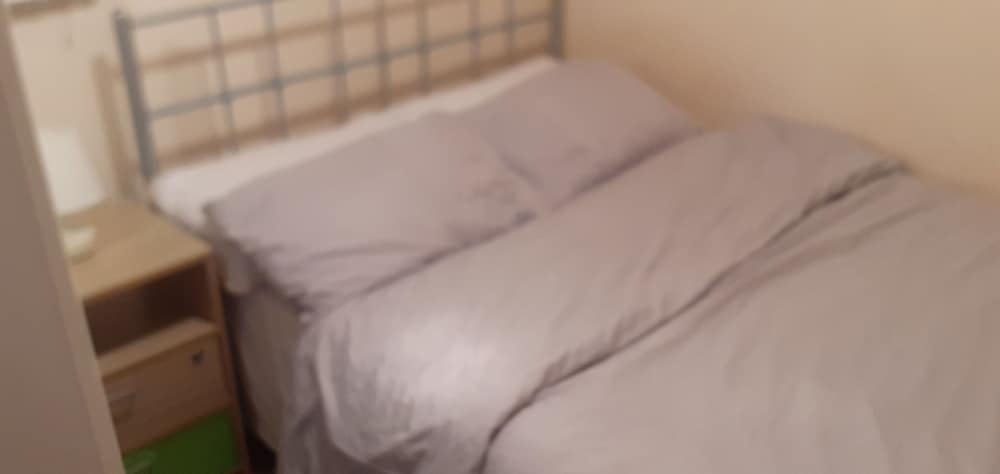 South London 1-Bed Apt Sleeps 3 8 mins to Tube 2