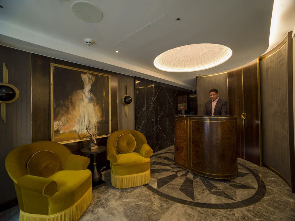 The Guardsman Hotel 2