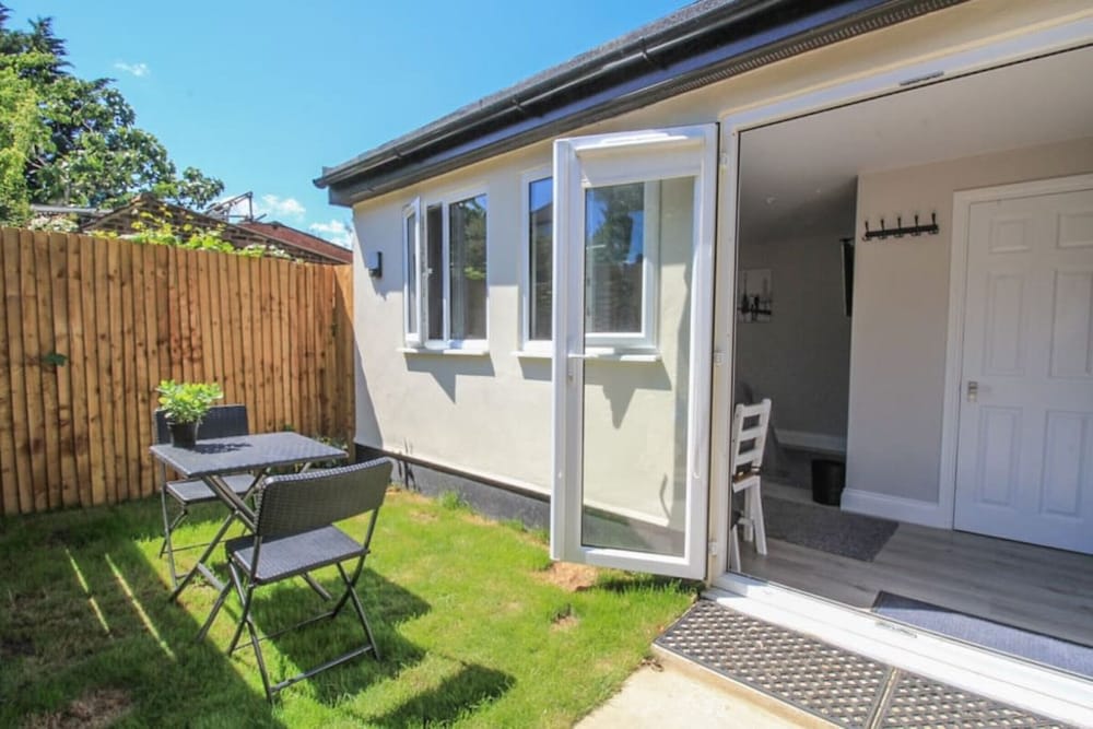 StayZo - Crofton Park - Central London refurbished Studio 2