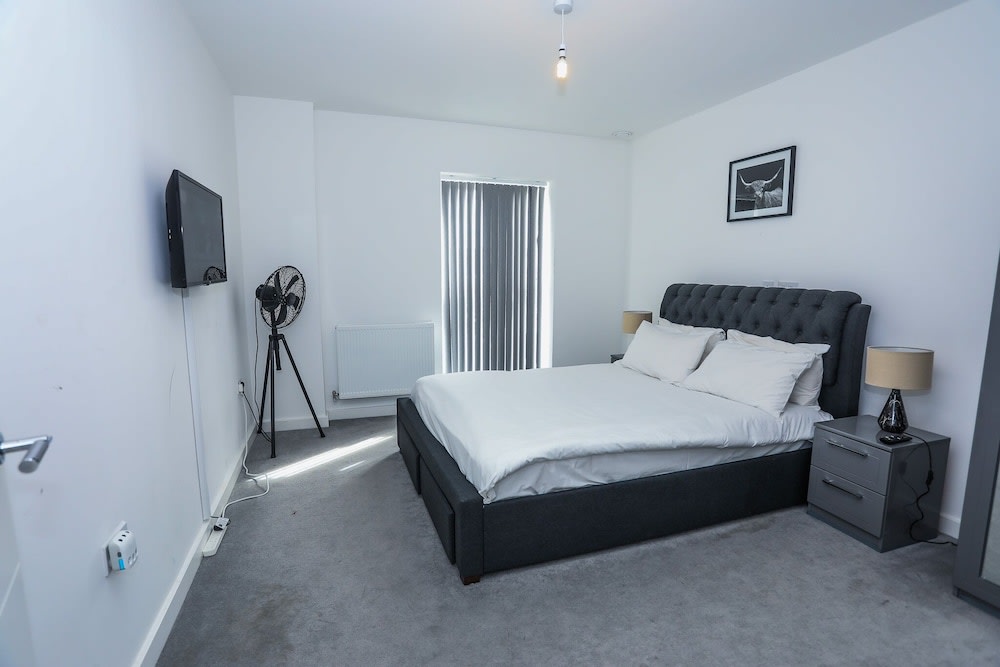 Exquisite One Bed Apartment 2