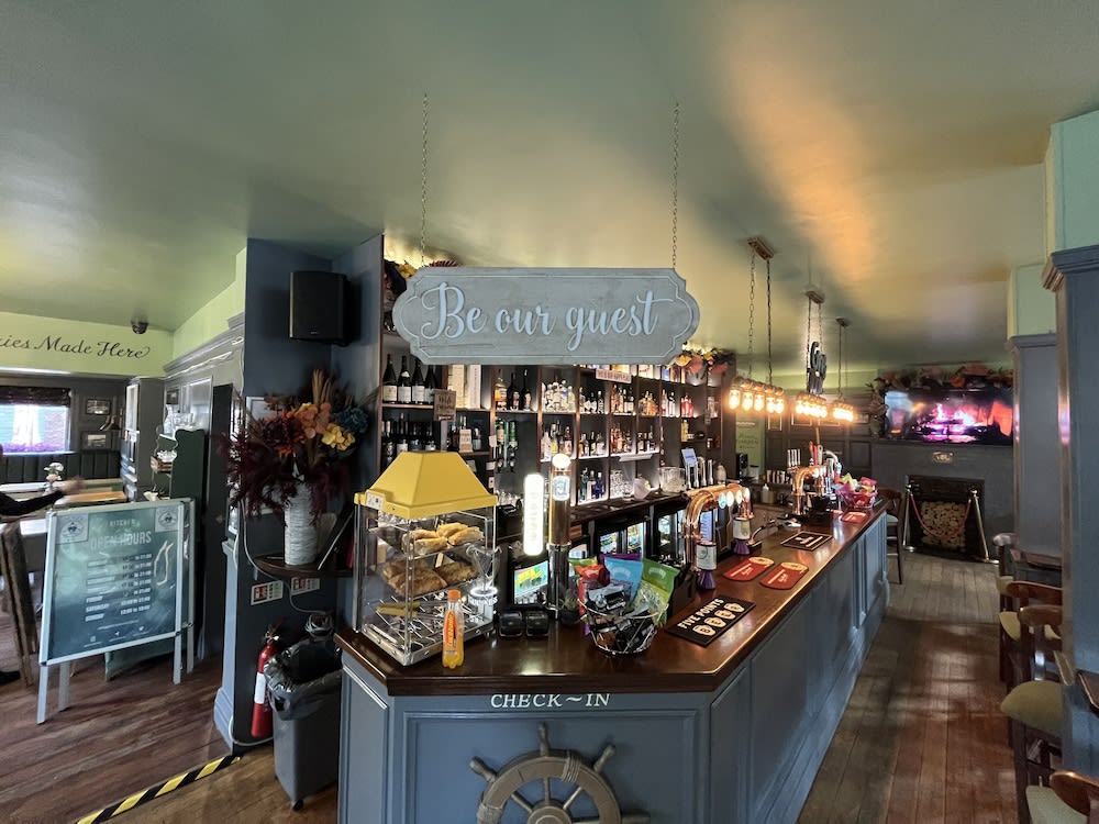 Dockers Inn 2