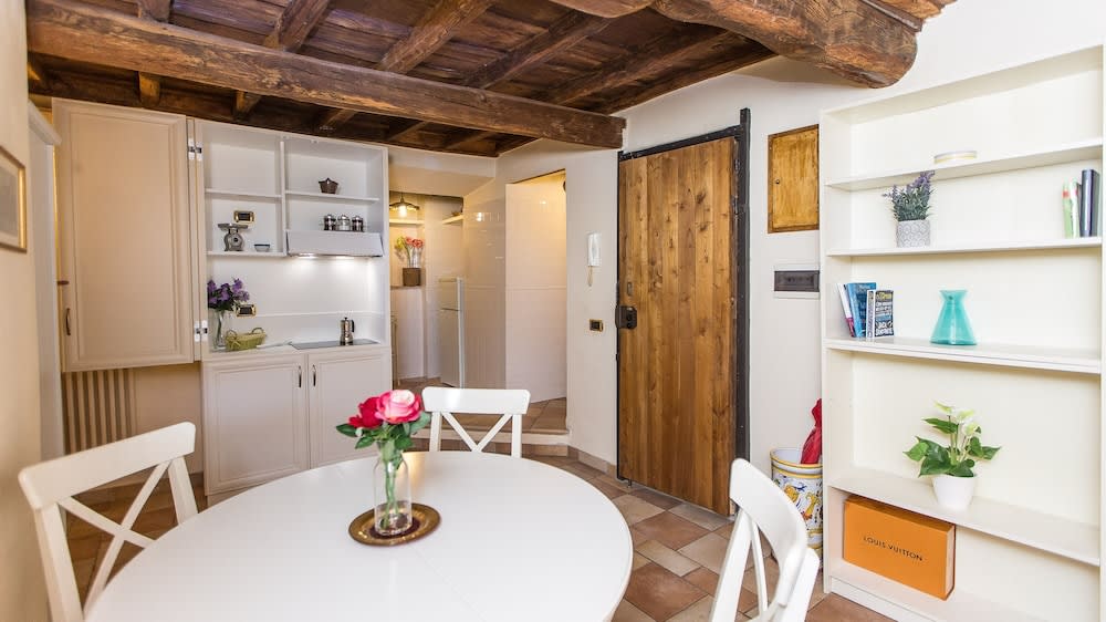 Rental in Rome Falegnami 2
