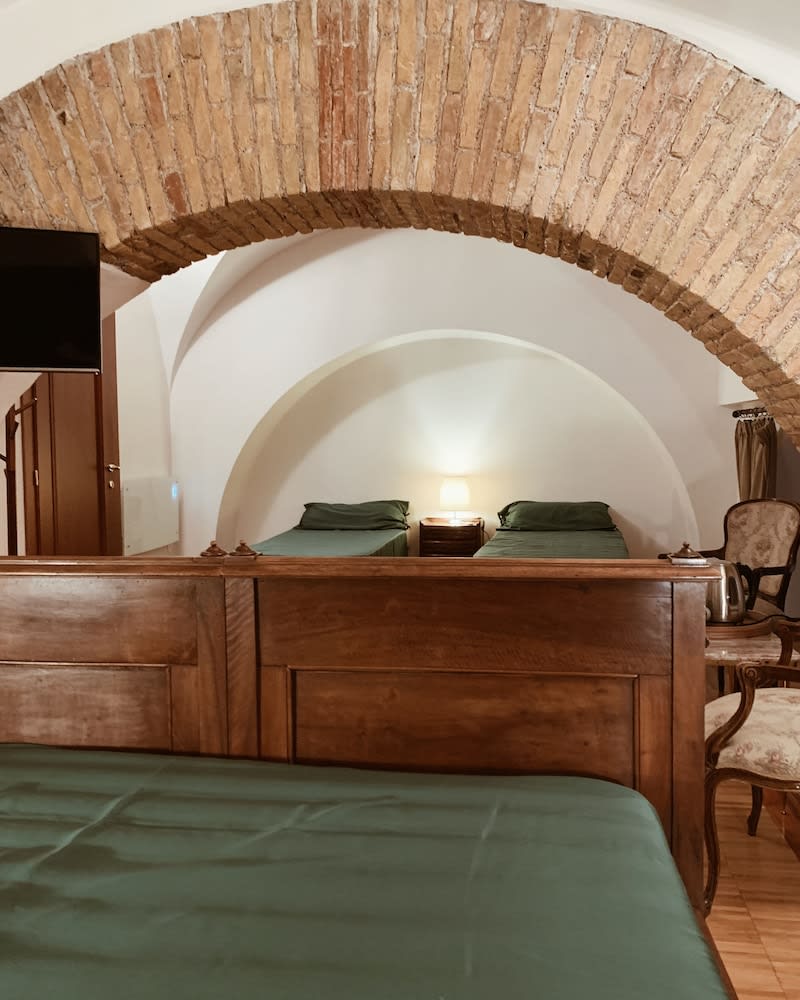 Residenza Tritone a Fontana di Trevi 2