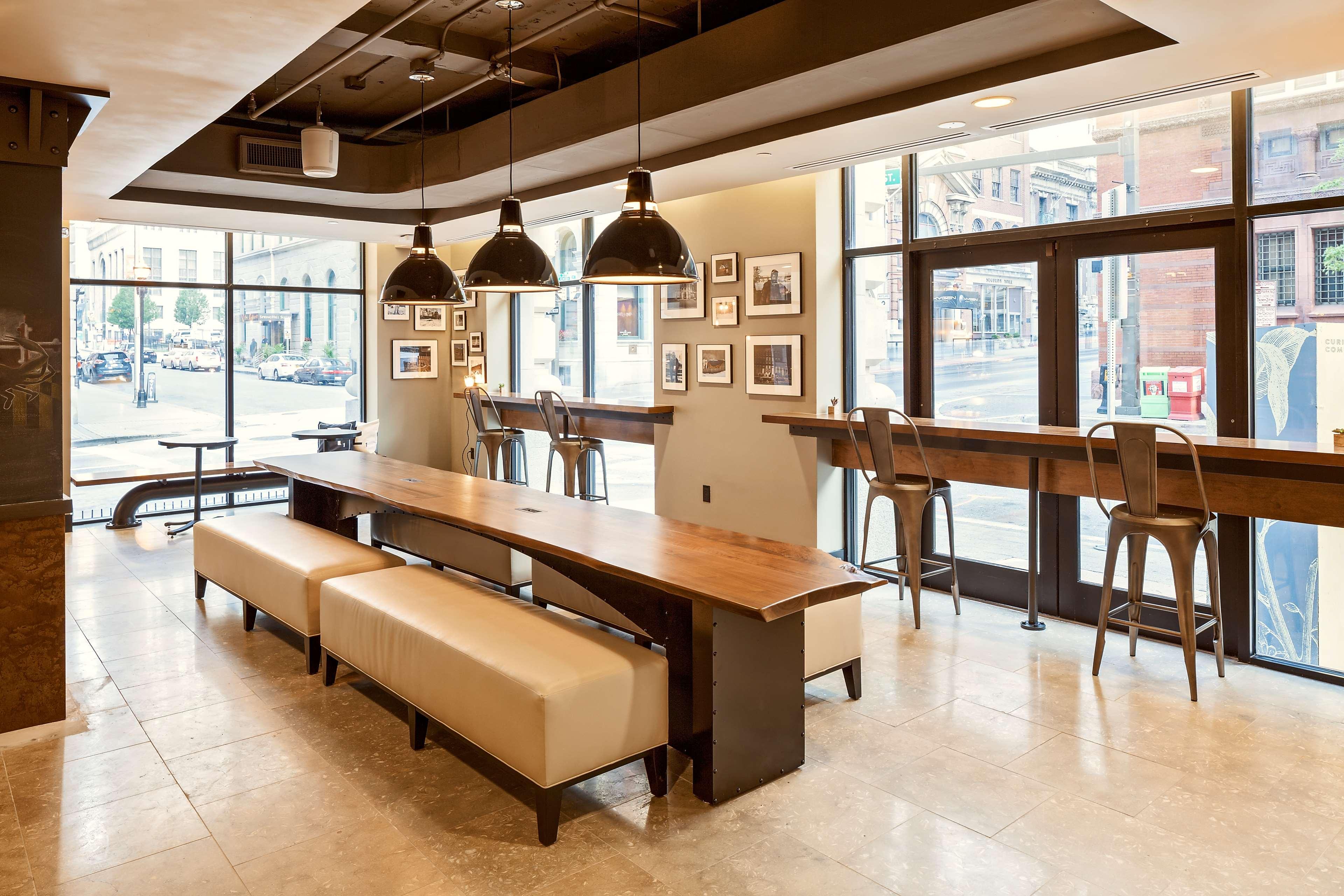 Hotel Rl Baltimore Inner Harbor 3