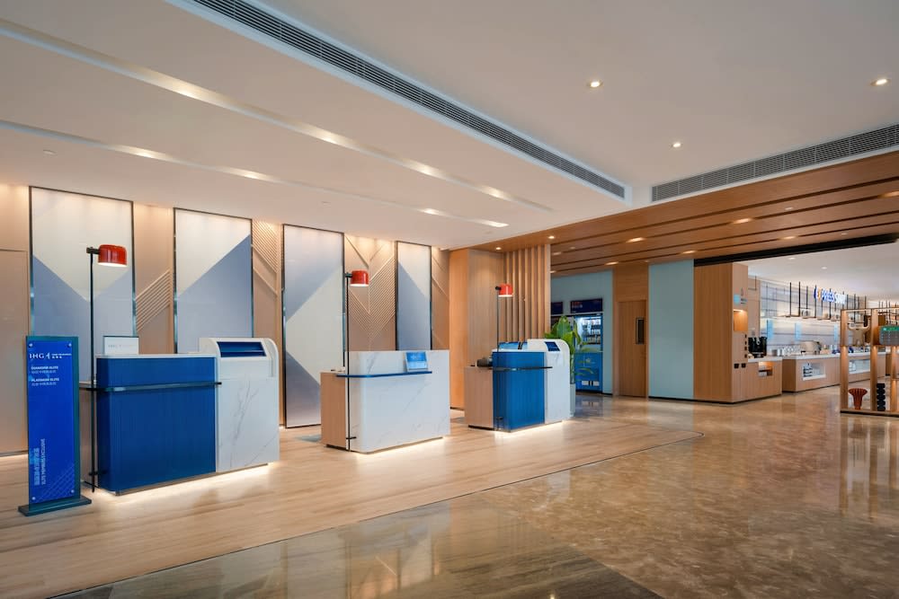 Holiday Inn Express SHANGHAI PUJIANG by IHG 2