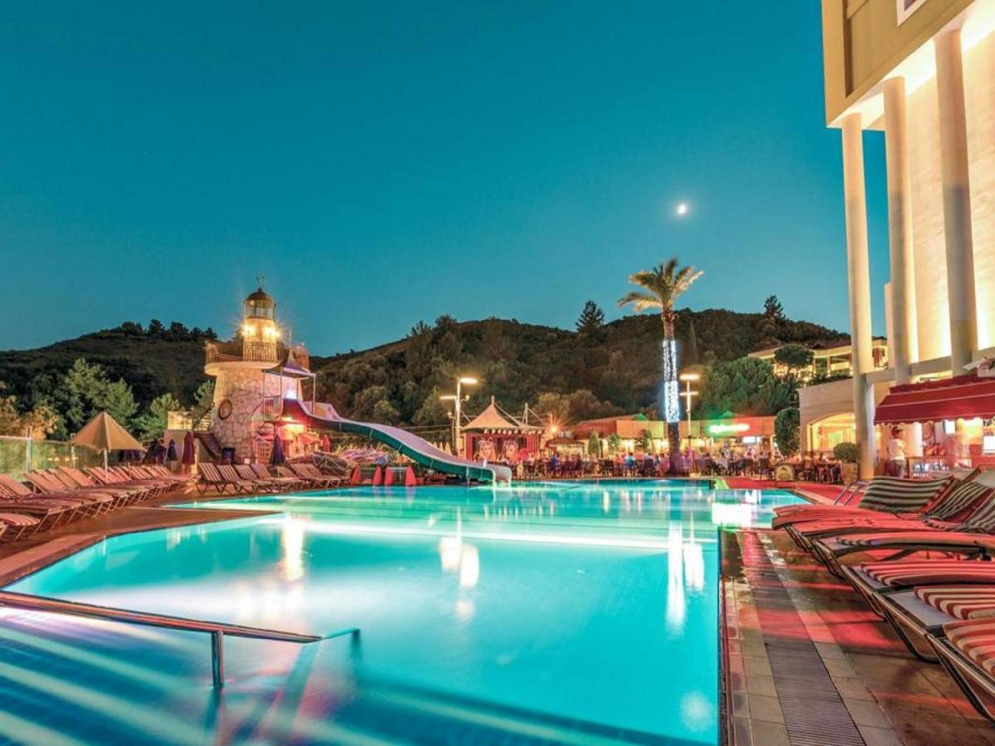 Grand Cettia Hotel 2