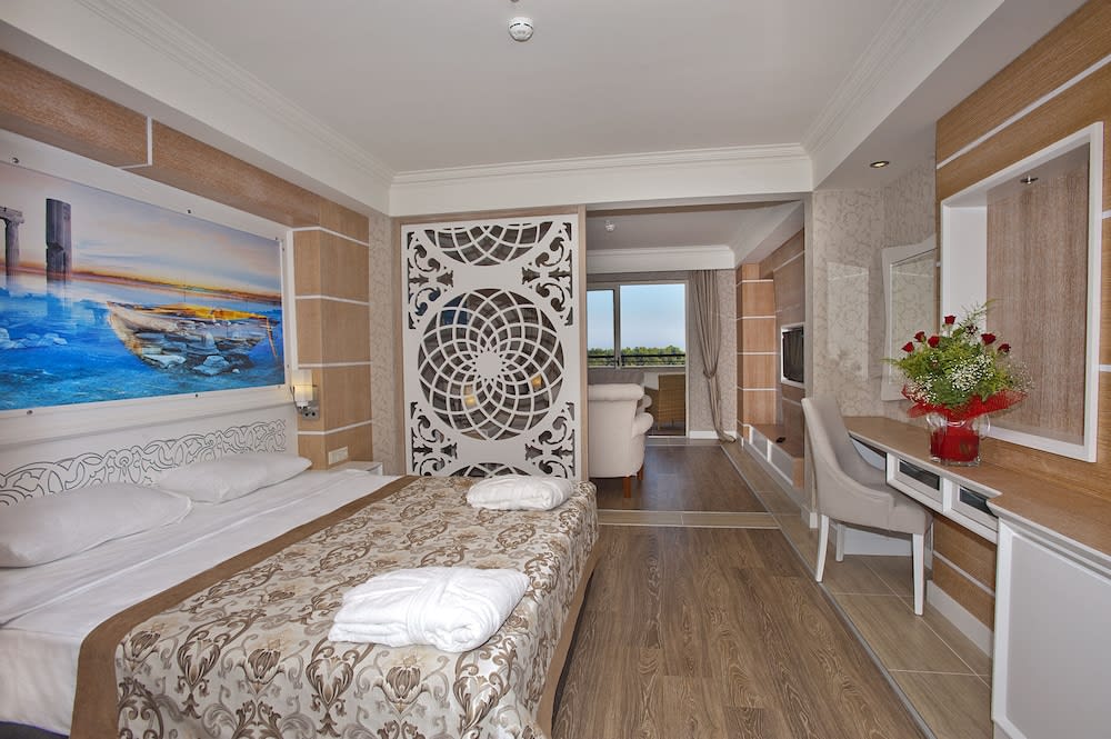 Crystal Sunset Luxury Resort & Spa - Ultimate All Inclusive 5