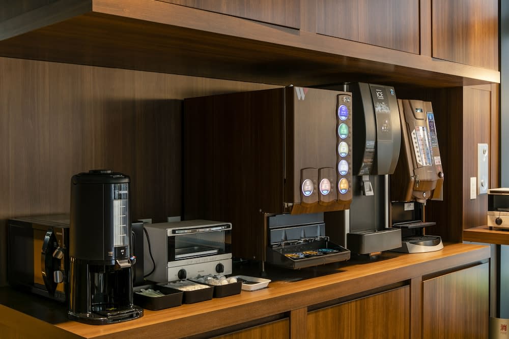 Hotel Wing International Shimbashi Onarimon 4