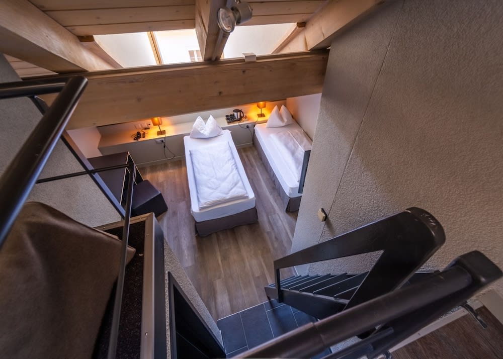 The Guesthouse by The Hey Hotel 2